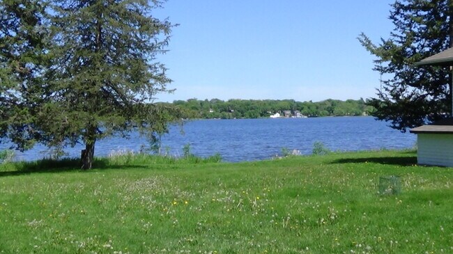 Foto del edificio - Medicine Lake Cottages