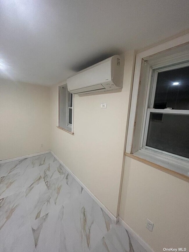 Foto del edificio - 729 E 93rd St