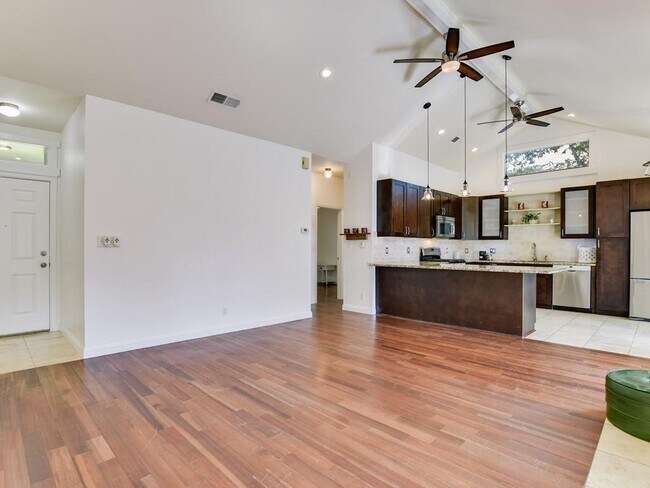 Building Photo - 509 Purple Sage Dr