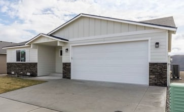 Building Photo - 258 Emma Dr