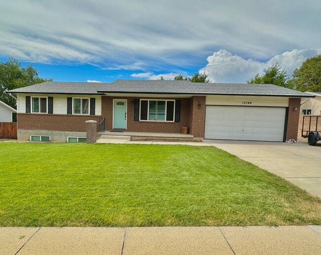 Great 5 Bed 3 Bath Remodeled Home - Great 5 Bed 3 Bath Remodeled Home