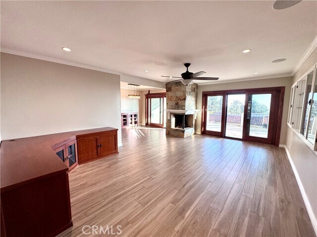 Building Photo - 874 Highpoint Dr