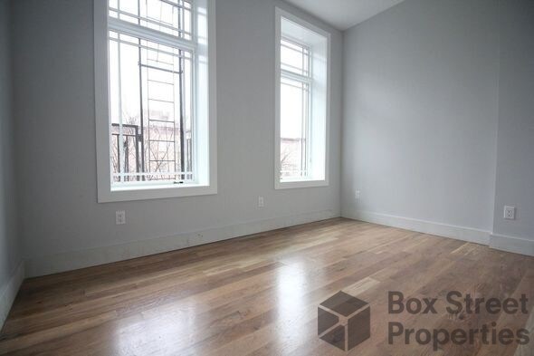 Foto del edificio - 331 Dekalb Ave