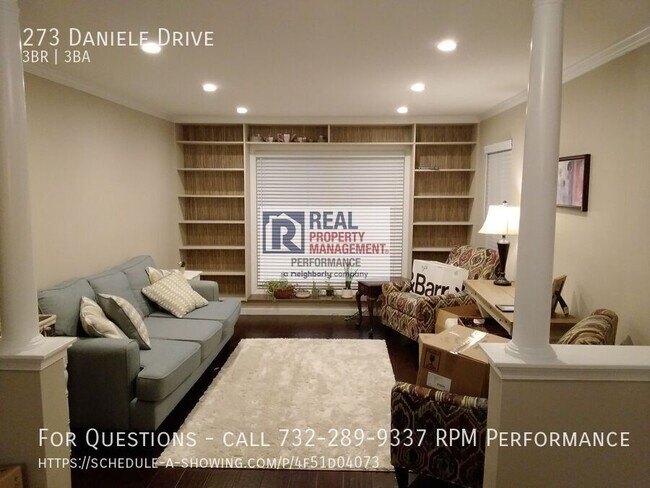 Building Photo - 273 Daniele Dr