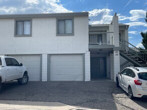 Building Photo - 6144 Antelope Villas Cir