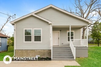 Building Photo - 3127 Bay St