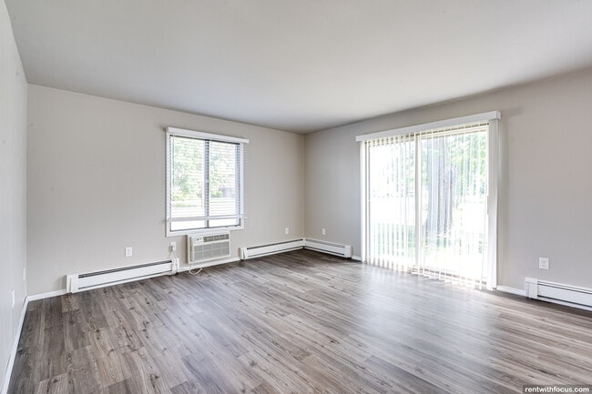 Foto del edificio - 2405 Honey Lou Ct