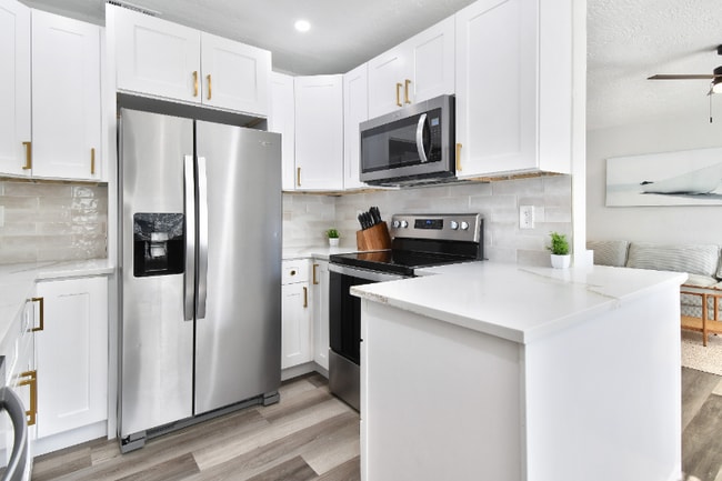 Foto del edificio - 7335 10th Ave N