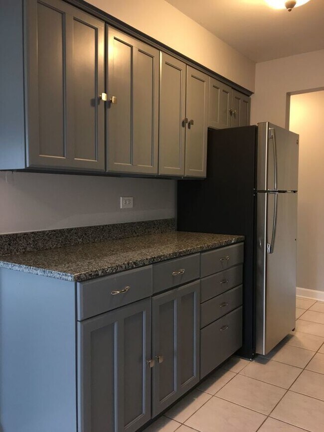 Foto del edificio - 2727 W 111th St