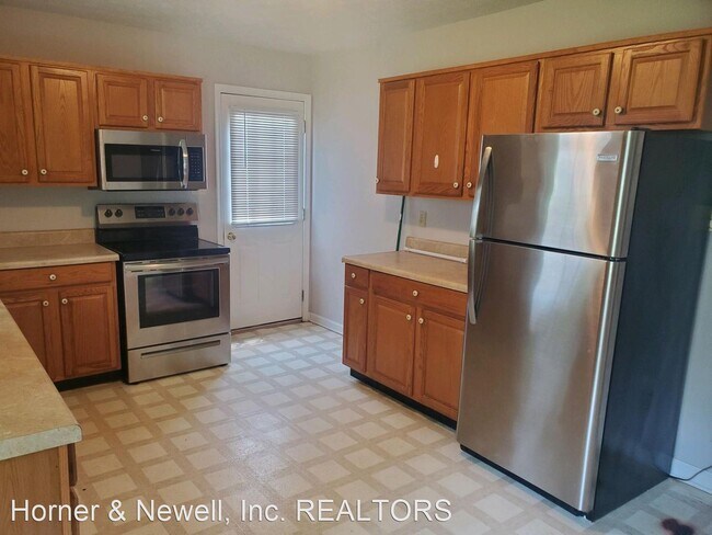 Foto del edificio - 3 br, 1 bath House - 201 East 4th Street