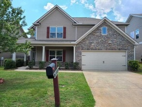 Building Photo - 7327 San Vista Dr