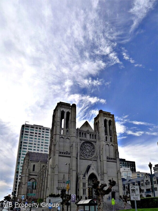 Building Photo - 834 Bush St
