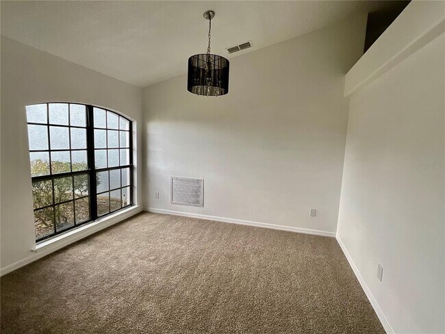 Foto del edificio - 511 Coventry Rd