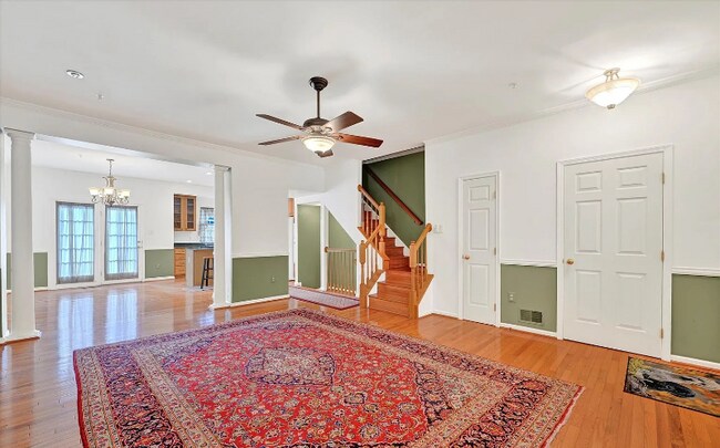 Foto del edificio - 9855 Sherwood Farm Rd