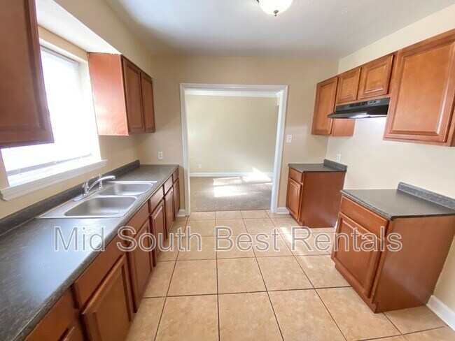 Foto del edificio - 4303 Leatherwood Ave