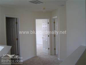 Building Photo - 900 Hollybrook Dr