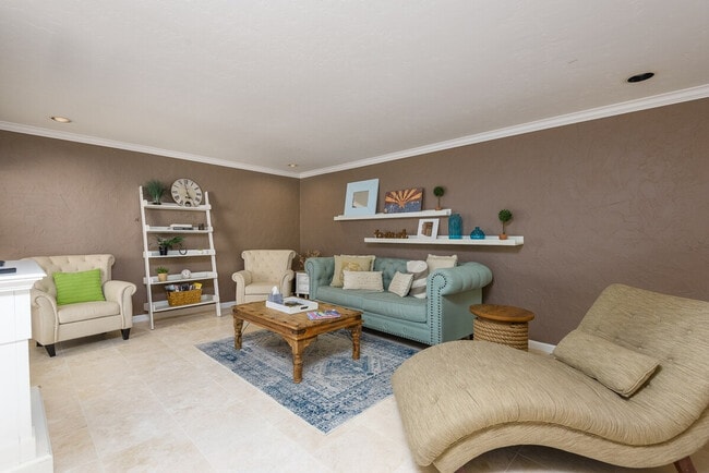 Building Photo - 6502 E Eugie Terrace