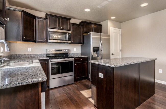 Foto del edificio - 5491 Clarence Dr