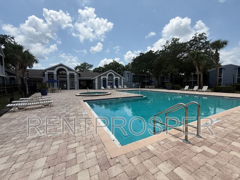 Foto principal - 3858 Bay Club Cir