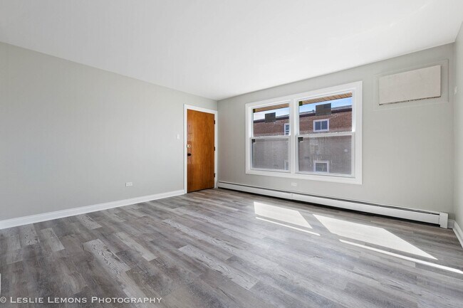 Foto del edificio - 7653 Roberts Rd