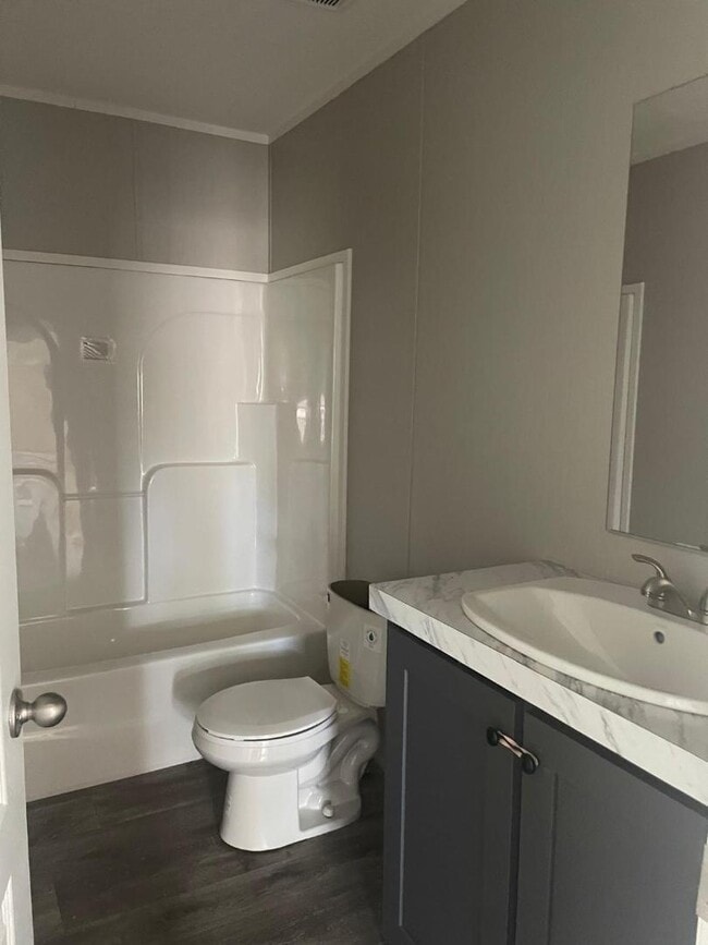 Foto del edificio - 307 Marcus crt