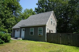 Building Photo - 18 Lilac Ln
