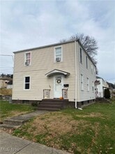 Building Photo - 101 W 39th St