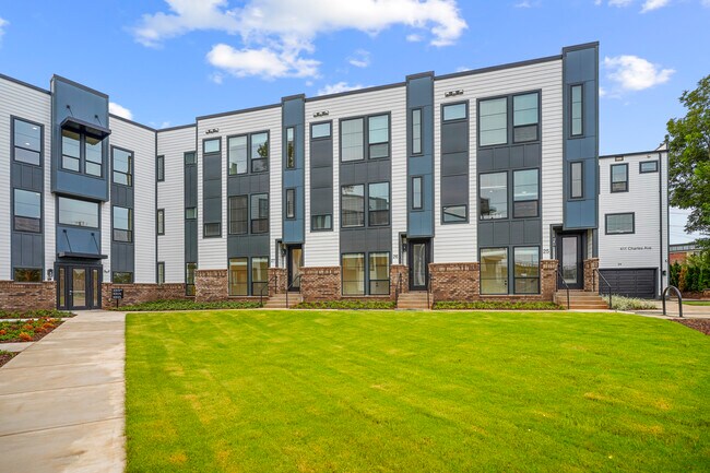 Foto del edificio - The Collection at North Davidson