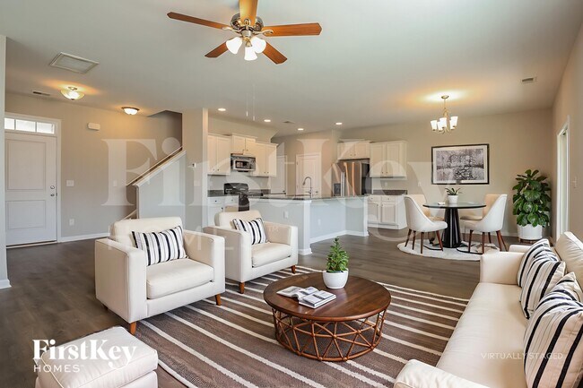 Foto del edificio - 9714 Fanning Basket Ln