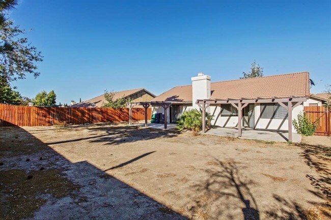 Building Photo - 40719 Via Nuevo
