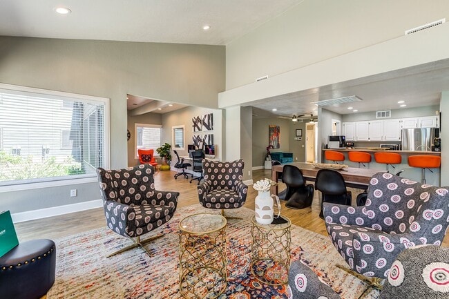 Building Photo - evRIA Diamond Valley
