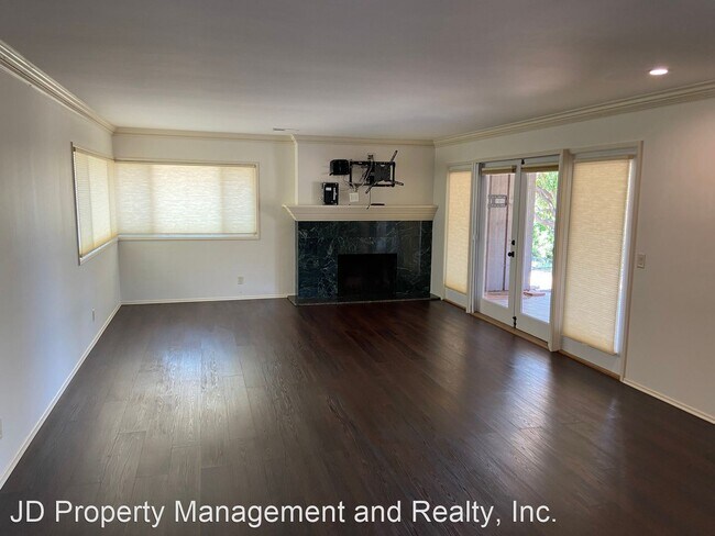 Foto del edificio - 3 br, 2 bath House - 10405 Sierra Vista Ave
