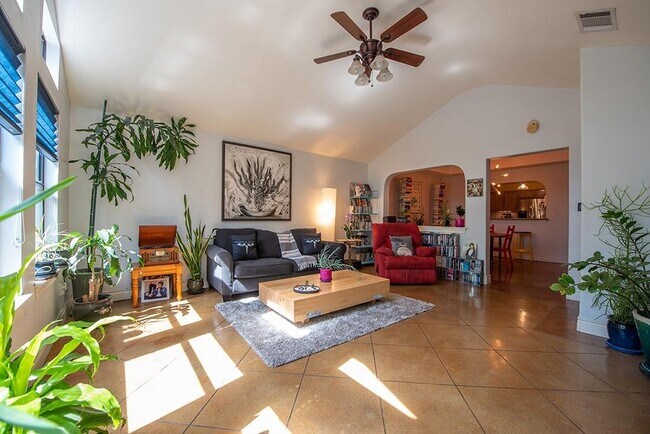 Foto del edificio - 3609 Clawson Rd
