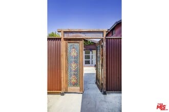 Building Photo - 1012 Coronado Ter