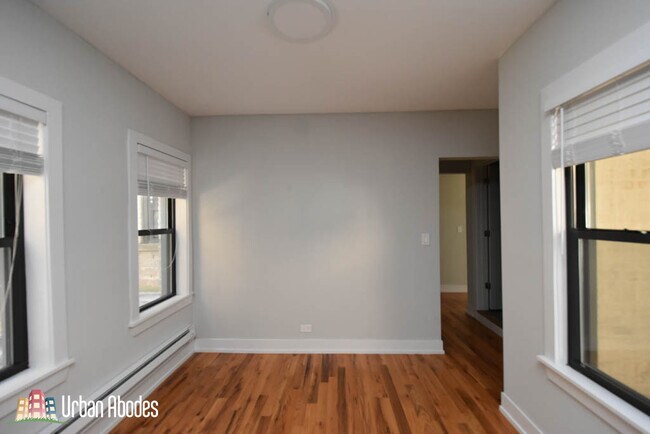 Building Photo - 817 Elm St