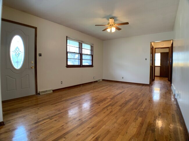 Foto del edificio - 2912 E 36th Ct