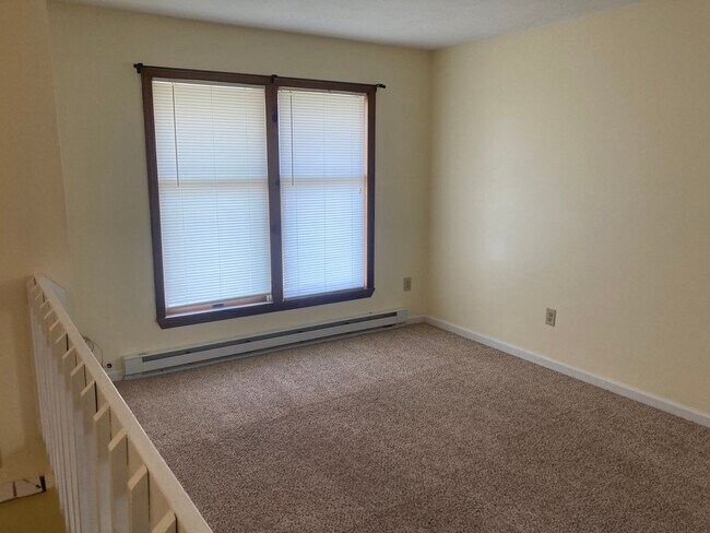 Sala de estar - 3121 Shellers Bend Rd