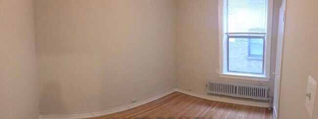 Foto del edificio - 1365 W Estes Ave