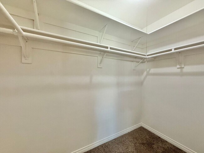 Building Photo - Beautifully Upgraded Condo in Rancho Bernardo