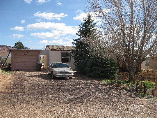 Building Photo - 546 W Johnson Dr