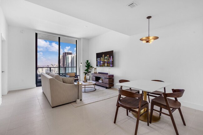 Foto del edificio - 485 NE 2nd Ave