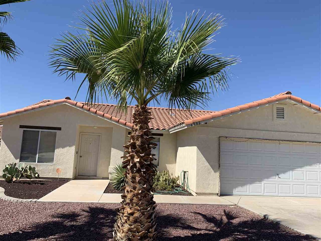 Foto principal - 4382 S Boxwood Ave