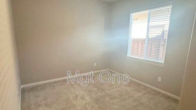 Foto del edificio - 28244 Millstream Ct