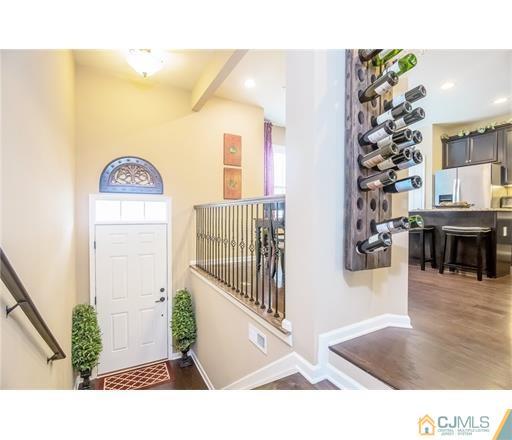 Building Photo - 1204 Shep Dr