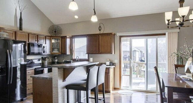 Foto del edificio - 4 Bdrm/3Bath Single Family Home
