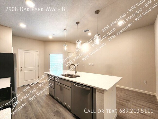 Foto del edificio - 2908 Oak Park Way