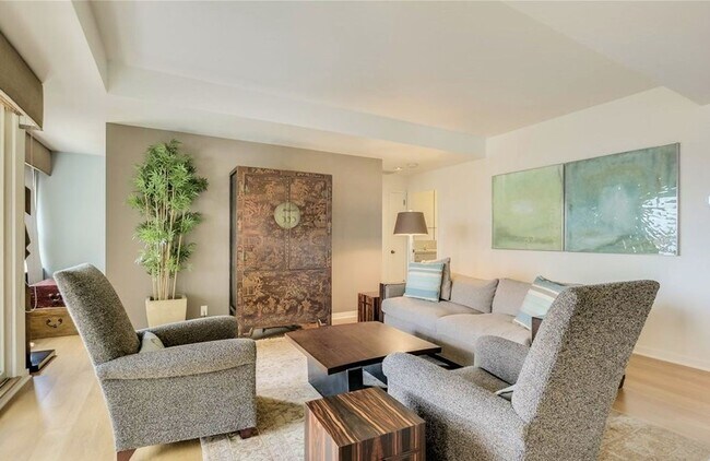 Foto del edificio - Spacious condo at the iconic Watermark Towers