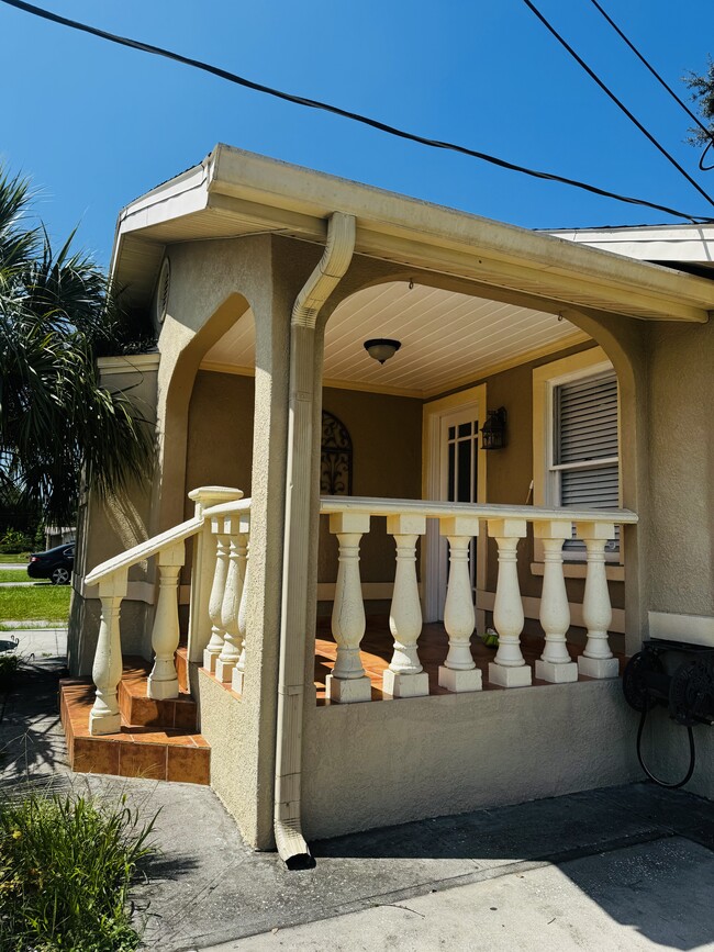 Foto del edificio - 1006 N Fremont Ave