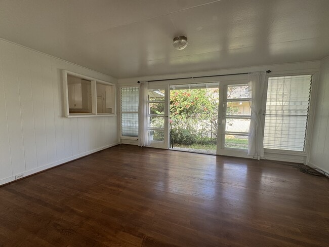 Building Photo - 3040 Lakimau St