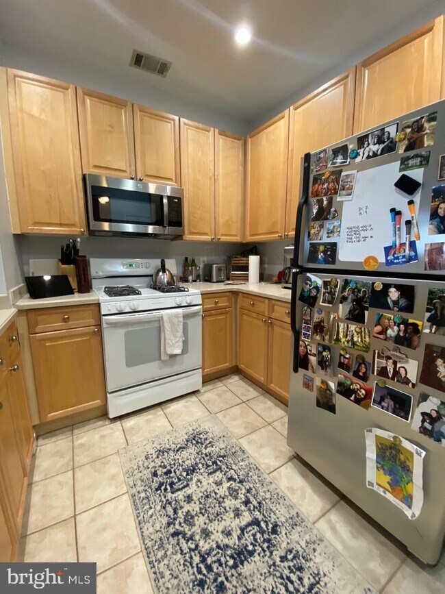 Foto del edificio - 9480 Virginia Center Blvd